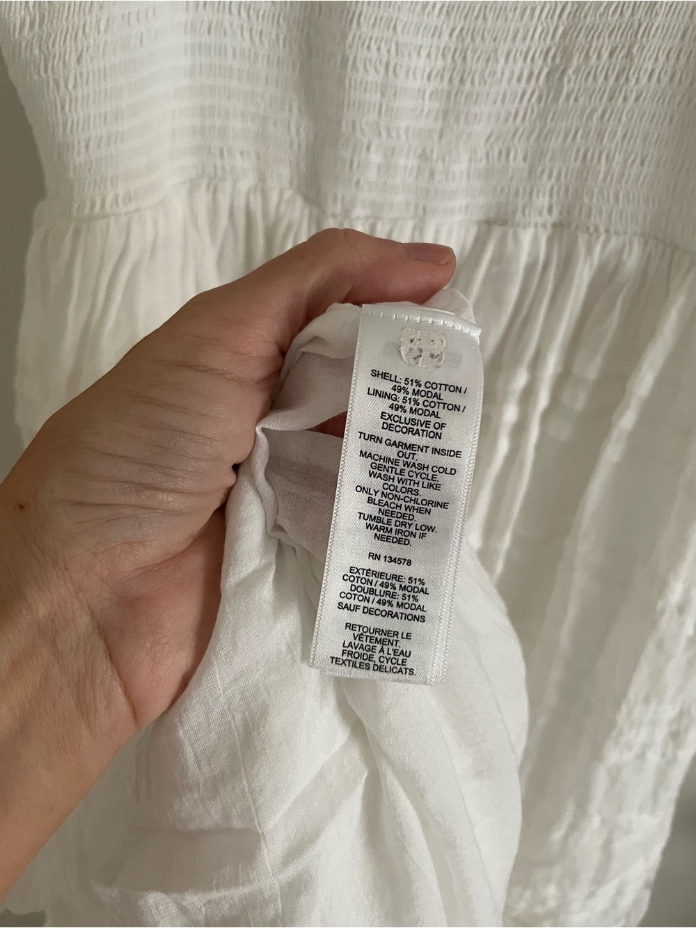 Vineyard Vines Ellen White Ruffle Smocked Maxi Dress Sz L EUC #400 - Picture 5 of 5